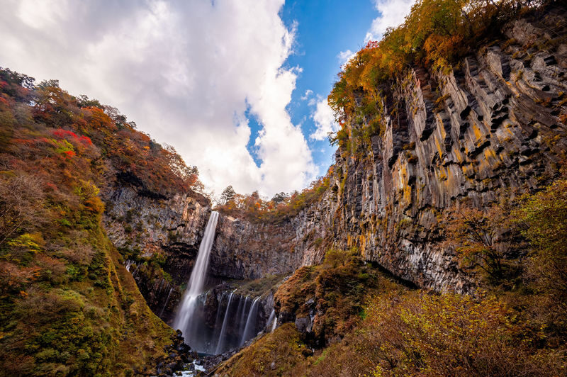 Nikko Autumn Special: Irohazaka, Kegon Falls & Toshogu Day Tour - Kegon Falls and Lake Chuzenji