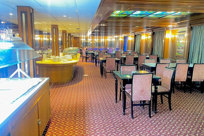Nile Cruise 4 Days 3 Night From Aswan To Luxor ***** - Accommodation and Meals
