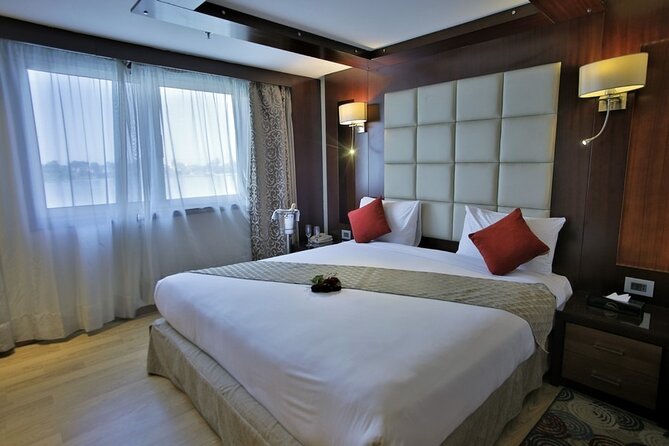 Nile Cruise Full Package (Stay/Meals/Tours/Tickets) - Dining
