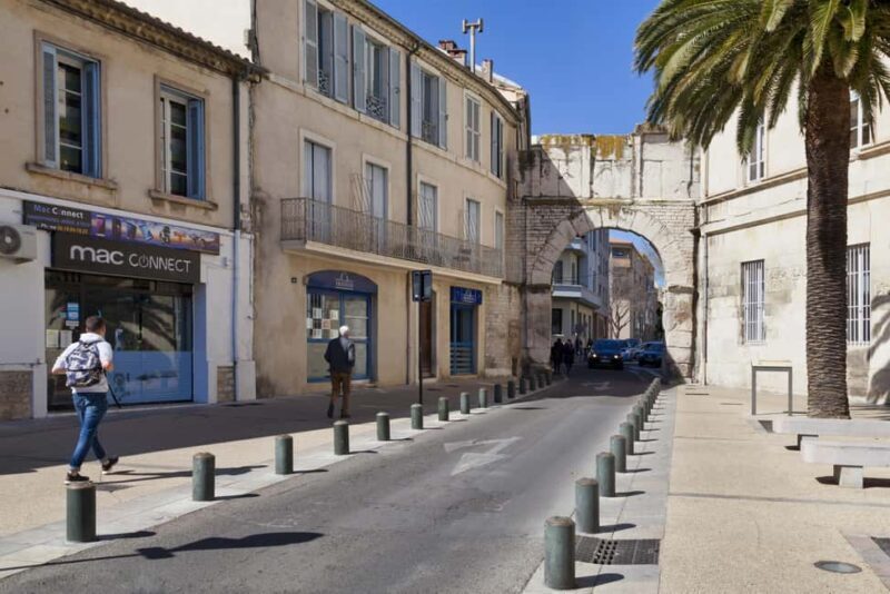 Nîmes: Express Walk with a Local in 60 minutes - A Closer Look at the Experience