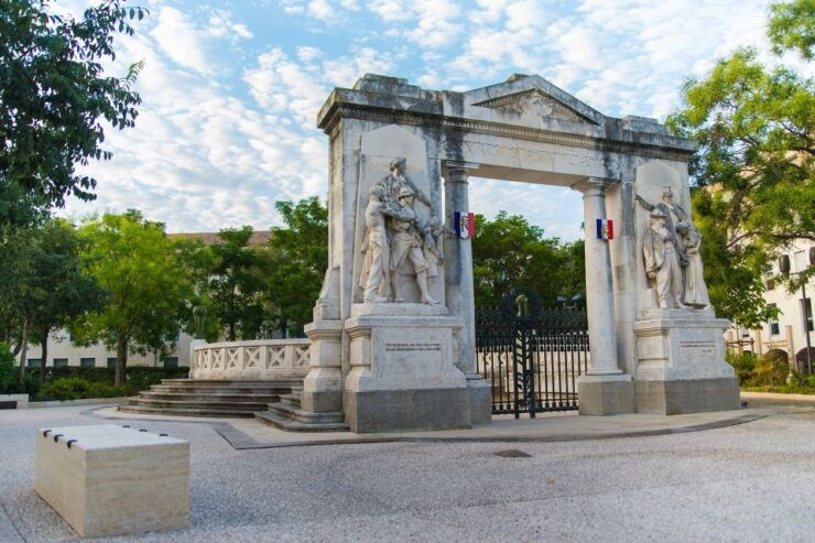 Nimes Historical Center 2-Hour Private Walking Tour - Explore the Historic Streets of Nimes