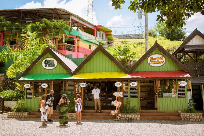 Nine Mile Tour From Negril - Itinerary Details