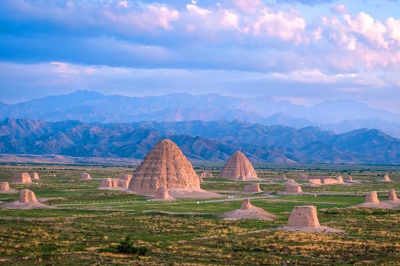 Ningxia Desert 4-Day Wild Luxury Tour | 2 Consecutive Nights at Desert Star / Desert Diamond / Tengol Resort Hotel + 1 Night at JW Marriott Hotel - Day 3: Stargazing, resort time and Shapotou