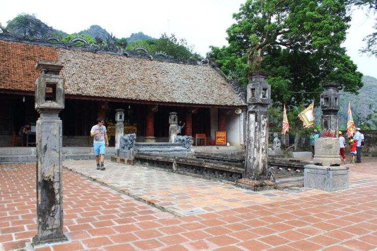 Ninh Binh 1 Day: Hoa Lu and Boating Trang an Ecotourism - Tour Highlights