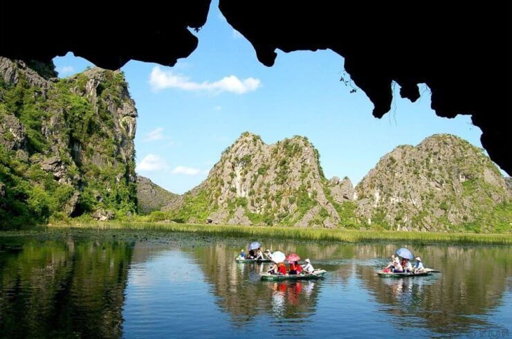 Ninh Binh: 1-Day Relax Trip Hoa Lu - Trang An - Mua Cave - Exploring Hoa Lu