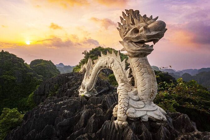 Ninh Bình 1-Day Tour: Bai Dinh, Trang An, Mua Cave & Hoa Lu - An In-Depth Look at the Ninh Bình 1-Day Tour