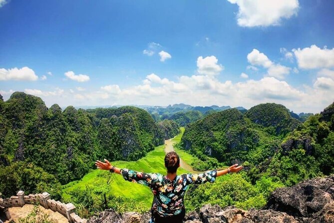 Ninh Binh 1 Day Tour UNESCO World Heritage: BAI DINH PAGODA - TRANG an -Mua CAVE - Trang An