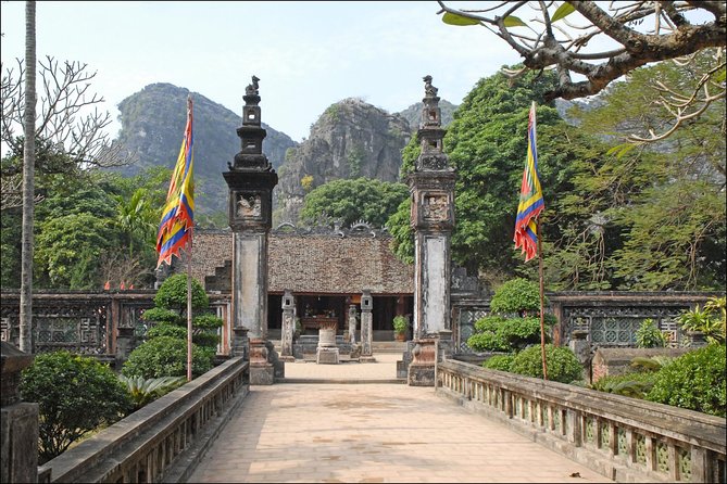 Ninh Binh 1-Day Tour With Hoa Lu Temples - Tam Coc - Mua Cave - Tour Inclusions