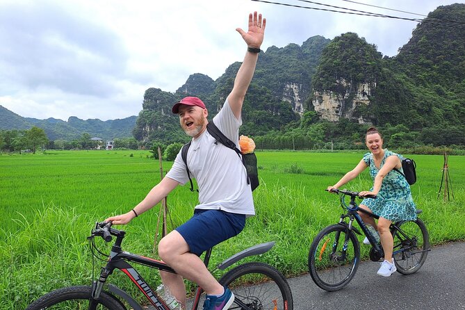 Ninh Binh 2 Day 1 Night Luxury Tour for 8 Pax - Booking Details