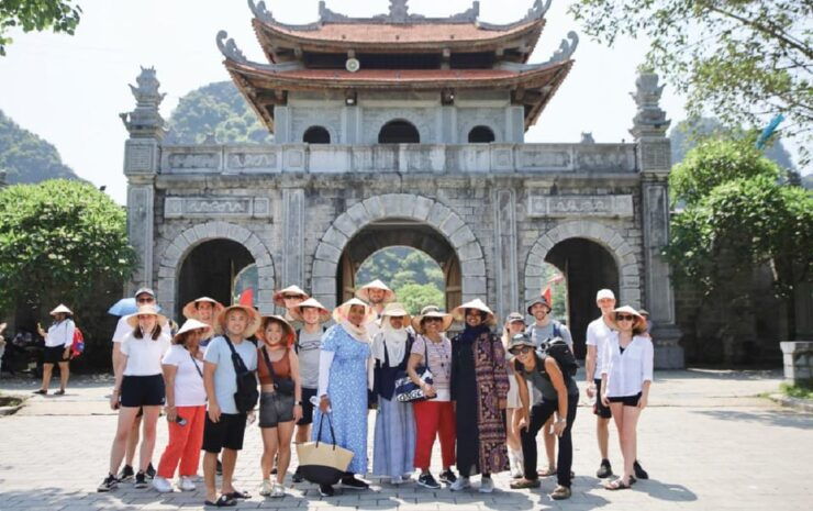 Ninh Binh 2-Day Tour: History, Nature & Adventure - Day 1 Itinerary Details