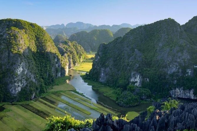 Ninh Binh 2D1N: Hoa Lu - Trang An - Mua Cave & Bich Dong - Thai Vi - Bird Farm - The Sum Up