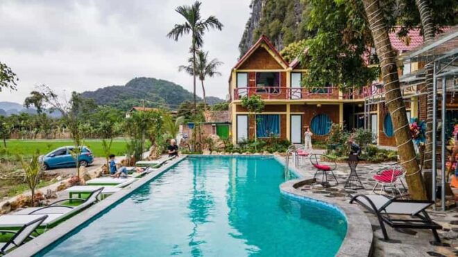 Ninh Binh 2Days : Small Group Guide Tour & Homestay Sleeping - Day 1 Activities