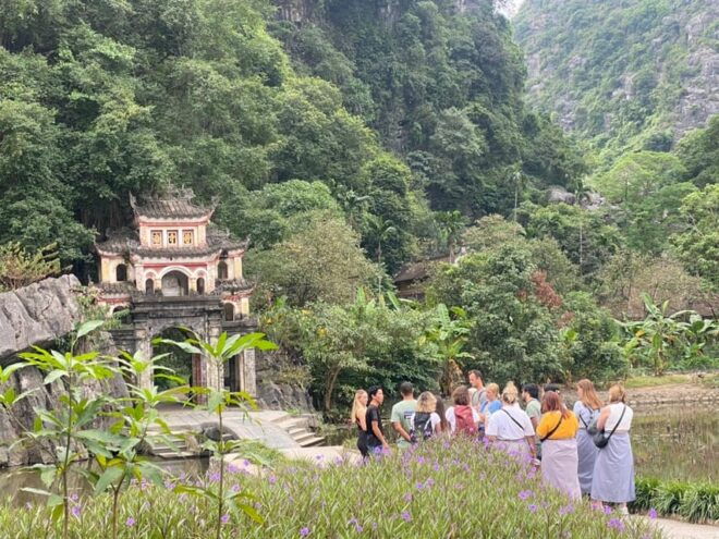 Ninh Binh 2Days : Small Group Guide Tour & Homestay Sleeping - Day 2 Adventures