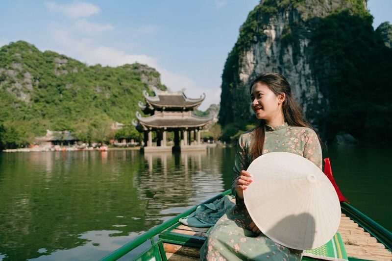 Ninh Binh: Bich Dong Pagoda, Trang An & Mua Cave Half-Day Jeep Tour - Booking details to check before you go