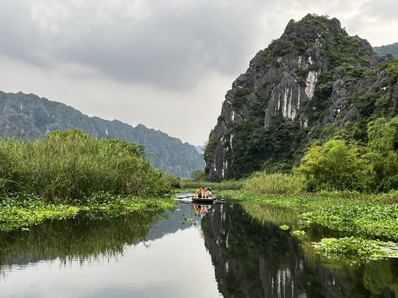 Ninh Binh Day Tour: Bai Dinh Pagoda & Van Long Nature Reserve - What the price covers, and what to check