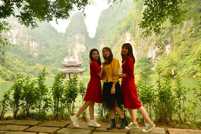 Ninh Binh Day Tour: Bai Dinh Trang an Boat Trip - Good To Know