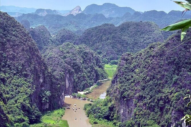 Ninh Binh Day Tour Hanoi Hoa Lu Tam Coc and Mua Cave - Transportation & Comfort