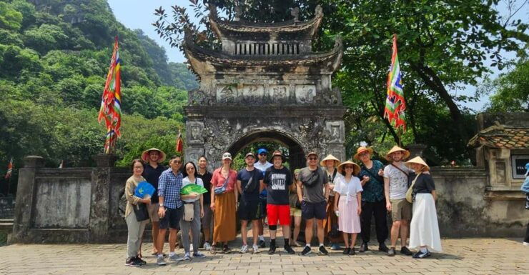 NINH BINH DAY TOUR: HOA LU & TAM COC WITH LOCAL GUIDE - Experience and Activities