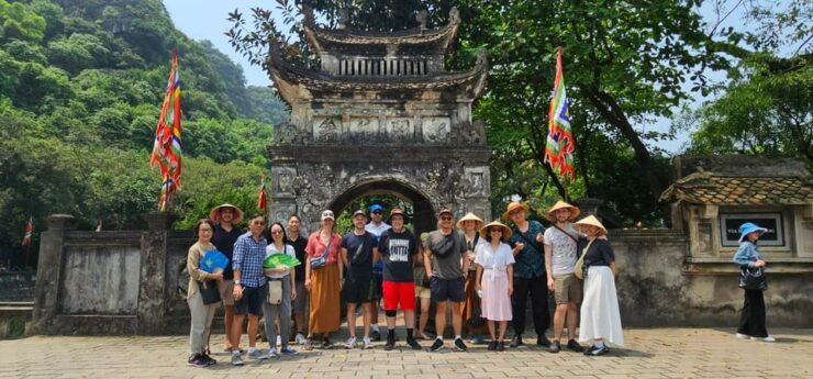 NINH BINH DAY TOUR: HOA LU & TRANG AN EXCLUSIVE - Good To Know