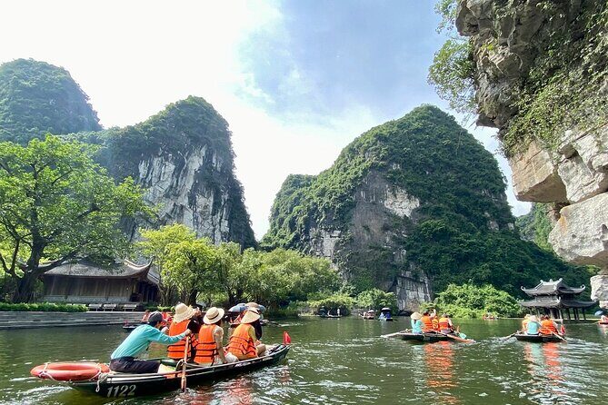 Ninh Binh Day Tour: Trang An, Bai Dinh & Mua Cave from Hanoi - Good To Know