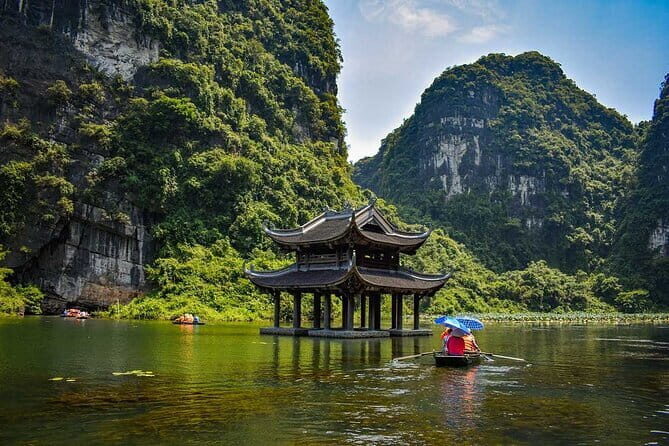 Ninh Binh Day Trip Hoa Lu Trang An and Mua Cave from Hanoi - FAQ