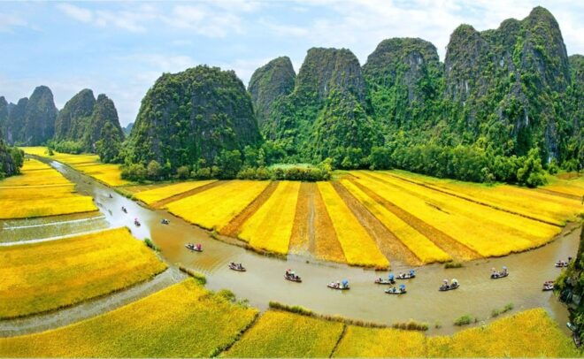 Ninh Binh Day Trip: Hoa Lu - Trang An - Mua Cave - Highlights of Hoa Lu