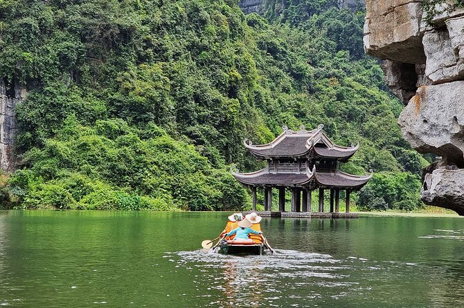 Ninh Binh Daytrip - Bai Dinh Pagoda, Trang an Boatride, Mua Cave - Exploring Trang An Boatride
