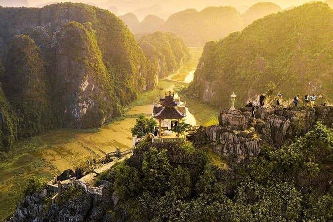 Ninh Binh Deluxe Tour: Hoa Lu - Tam Coc - Mua Cave(Limousine Bus) - Discovering Tam Coc on a Sampan Boat