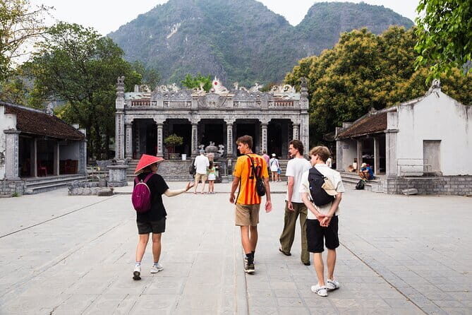 Ninh Binh E-Bike Tour -Secret Landscapes Tam Coc Countryside plus - Stop 2: Côi Khê Village
