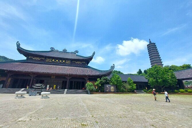Ninh Binh: Explore the Beauty of Bai Dinh, Mua Caves & Trang An - Exploring Ninh Binh: A Comprehensive Look at the Bai Dinh, Mua Caves & Trang An Tour