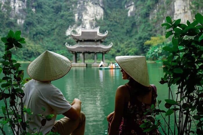 Ninh Binh Full-Day Tour: Bai Dinh Pagoda, Trang An & Mua Cave - The bus ride and group pace matter