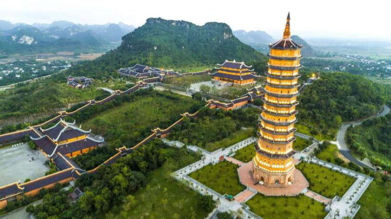 Ninh Binh Full-Day Tour From Hanoi, Visit All Highlights - Lunch Experience