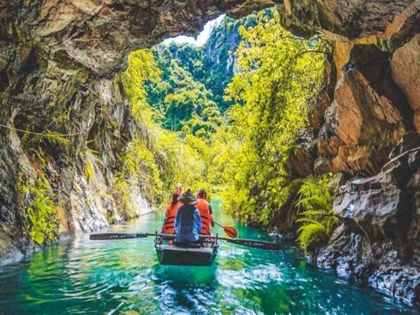Ninh Binh Full Day Tour Hoa Lu Trang An Mua Cave Small Group - Common Questions
