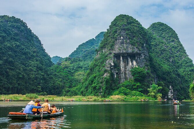 Ninh Binh Full Day Tour with Hoa Lu, Trang An and Mua Cave - Who Is This Tour Best Suited For?