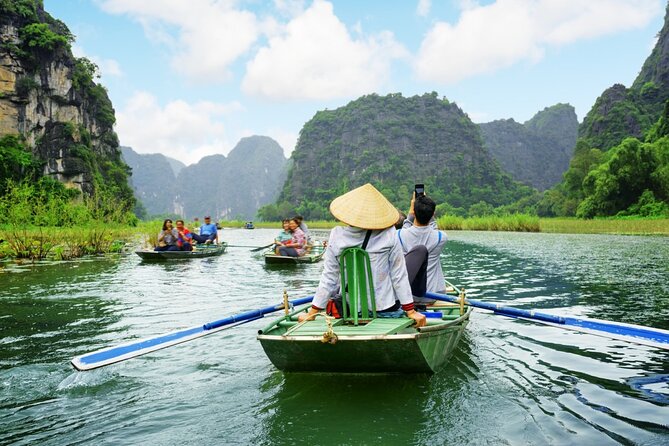 Ninh Binh Full-Day Trip: Hoa Lu -Tam Coc By Limousin Bus - Reviews