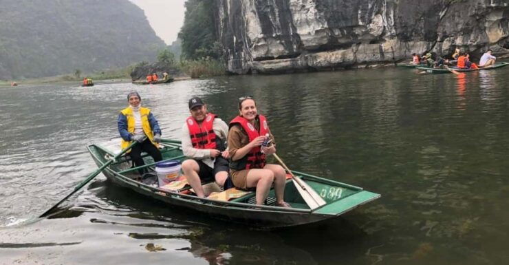 NINH BINH FULLDAY: SMALL GROUP TAM COC-HOA LU-CYCLING - Included Features