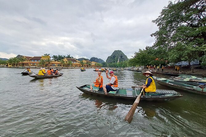 Ninh Binh Group Day Tour (Cycling,Tam Coc,Hoa Lu,Local Family) - Common Questions