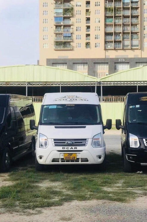 Ninh Binh: Ha Long Transfer by Luxury Limousine - Good To Know