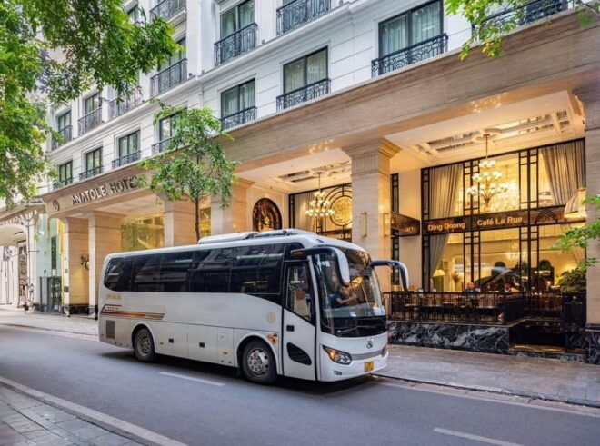 Ninh Binh: Ha Long Transfer by Luxury Limousine - Amenities on Board