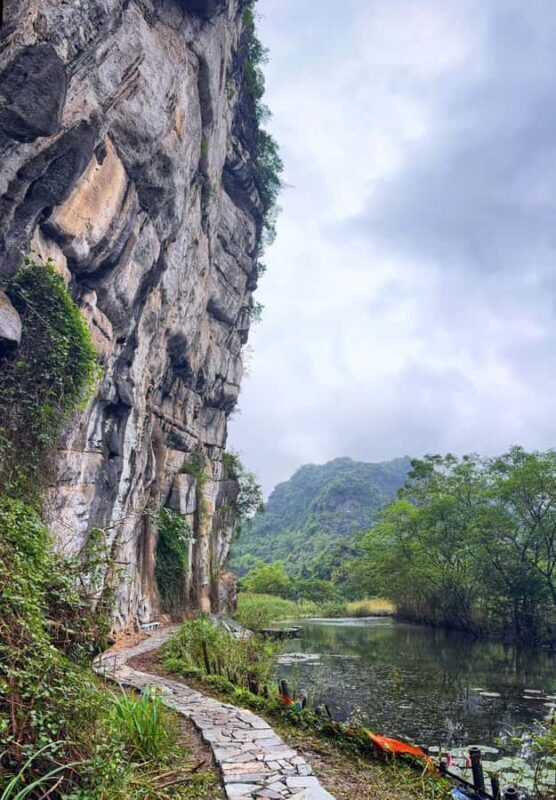 Ninh Binh: Half-Day Buffalo Cave, Dundj Valley & Farm Lunch - Exploring Ninh Binh: Buffalo Cave, Dundj Valley & Farm Lunch – A Detailed Review