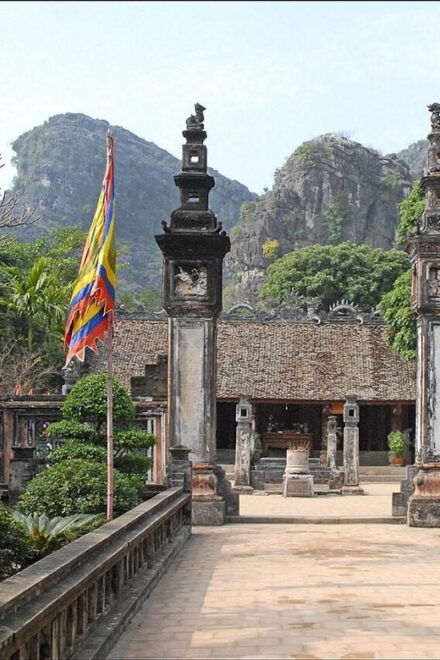 Ninh Binh - Hoa Lu - Trang an Boating - Mua Cave 1 Day Tour - Morning Activities