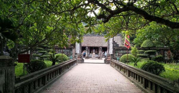Ninh Binh - Hoa Lu - Trang an Boating - Mua Cave 1 Day Tour - Included Services