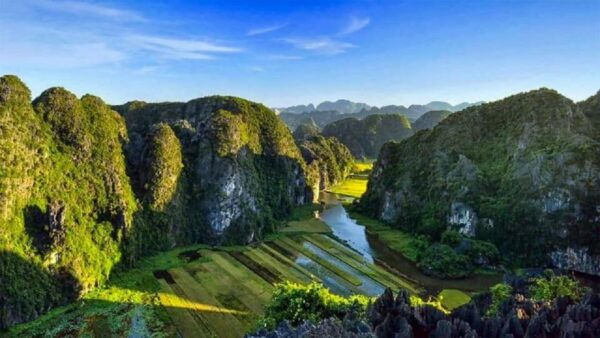 Ninh Binh: Hoa Lu, Trang An & Hang Mua Trip by Limousine Bus - Natural Wonders