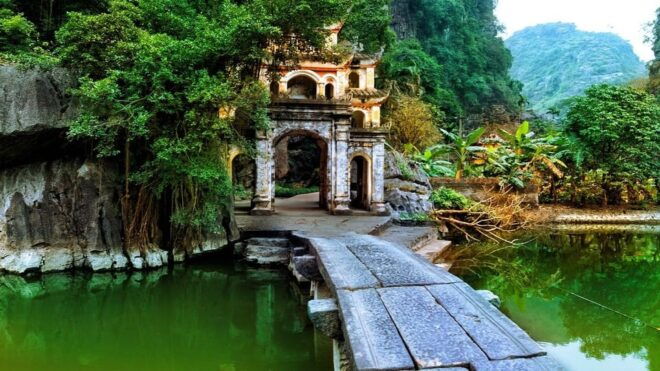 Ninh Binh: Hoa Lu, Trang an & Mua Caves Tour With Boat Ride - Booking Information