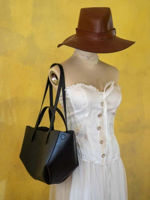 Ninh Binh: Leather Wallet Craft Workshop with Local Artisan - An In-Depth Look at the Leather Wallet Workshop