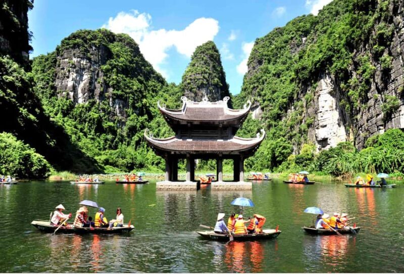 Ninh Binh: Phat Diem Cathedral, Trang An & Bai Dinh Tour - An In-Depth Look at the Tour