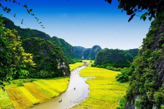 Ninh Binh Private Day Tour: Tam Coc and Phat Diem Catheral - Who Should Consider This Tour?