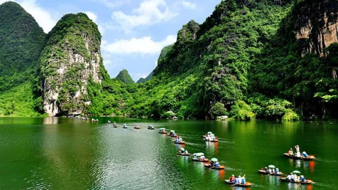 Ninh Binh Private Luxury 1 Day Tour: Tam Coc, Hoa Lu, Biking - Scenic Experiences