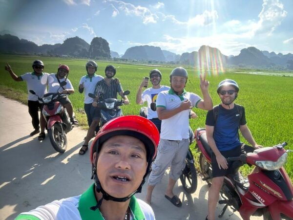 Ninh Binh Sunset Tour And Visit Hoa Lu Ancient Town - Local Culture and Craft Villages