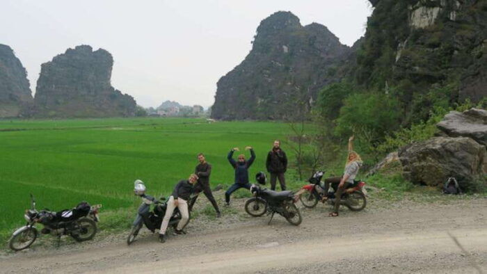 Ninh Binh Sunset Tour & Hoa Lu Ancient Town Visit - Scenic Ride Through Villages
